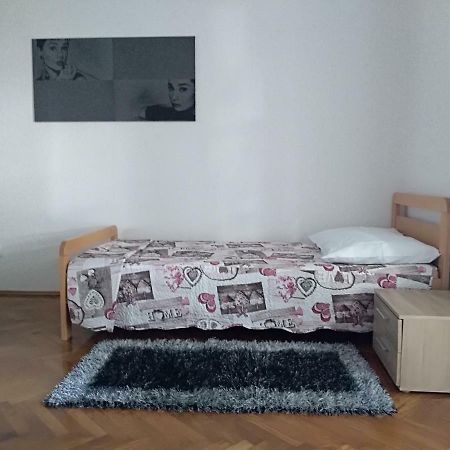 Apartman Lilly Laurana Esterno foto