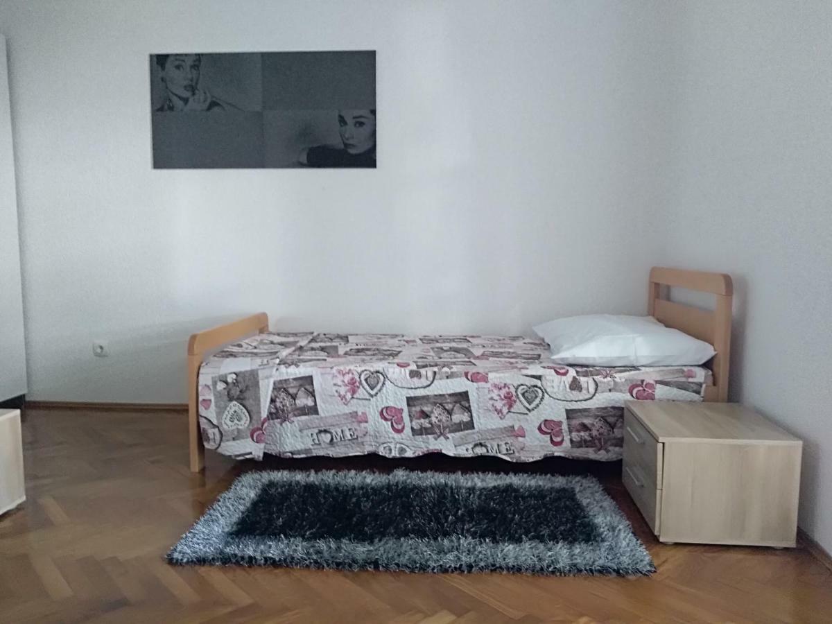 Apartman Lilly Laurana Esterno foto