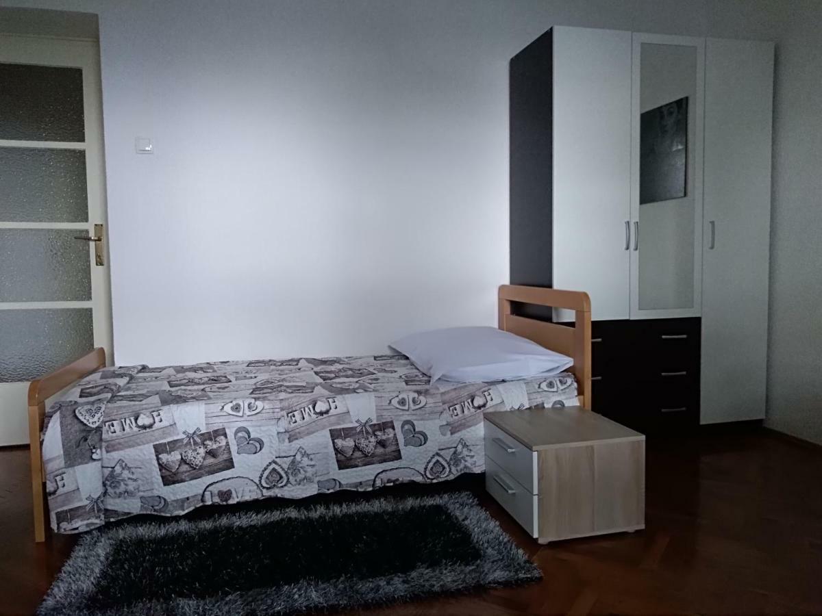 Apartman Lilly Laurana Esterno foto